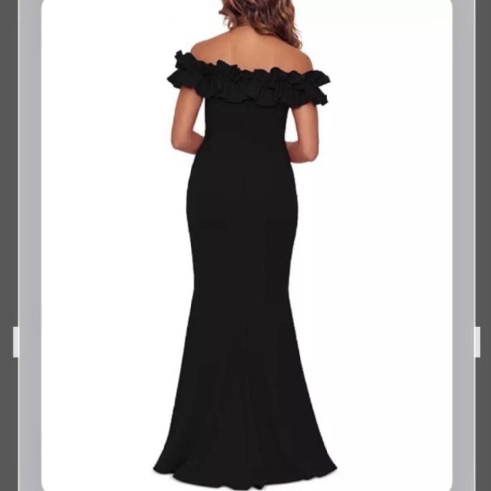 XSCAPE Ruffled Off-The-Shoulder Cap Sleeve Mermaid Crepe Gown in Black Size 6 - Picture 2 of 11